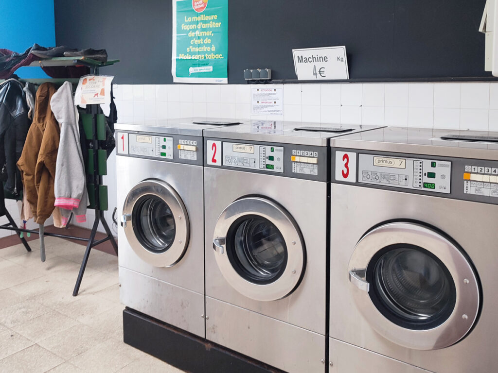 Coin laverie au logement pour les jeunes à la Résidence FJT THUSMESNIL MAJT LILLE